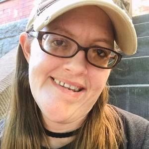 Meet your Posher, Carolyn